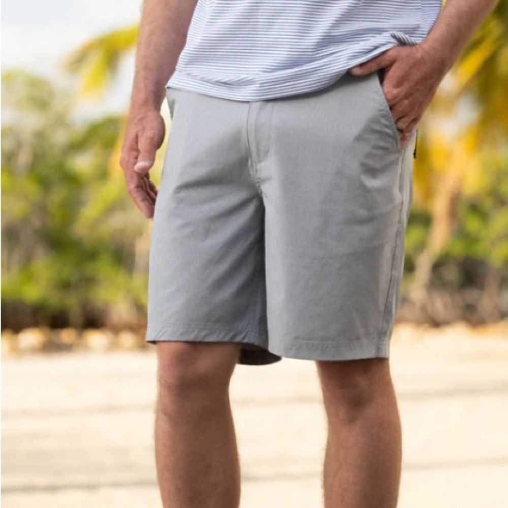 Fish Hippie Co. Men's Tan Bermuda Sport Shorts 40